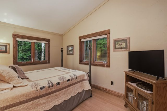 612 High Point Drive photo 27