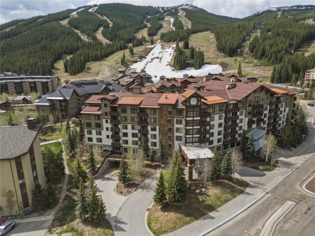 Condo in Passage Point, Copper Mountain — photo 1 Condo in Passage Point, Copper Mountain, CO — photo 1 (MLS S1069418)