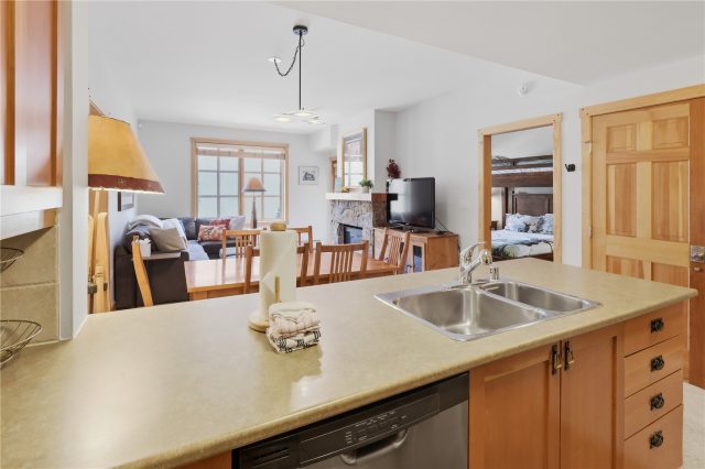 Condo in Passage Point, Copper Mountain, CO — photo 6 (MLS S1069418)