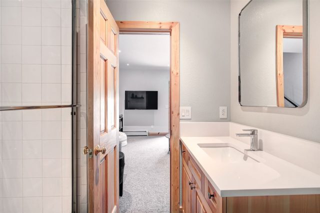 293 Settlers Drive photo 24