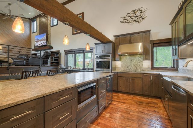 Condo in Gold Point Condo, Breckenridge — photo 5 Condo in Gold Point Condo, Breckenridge, CO — photo 5 (MLS S1069435)
