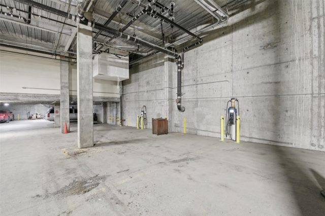 100 Dercum Square 8361 photo 15