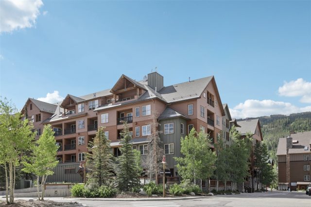 100 Dercum Square 8361 photo 17