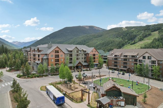 100 Dercum Square 8361 photo 18