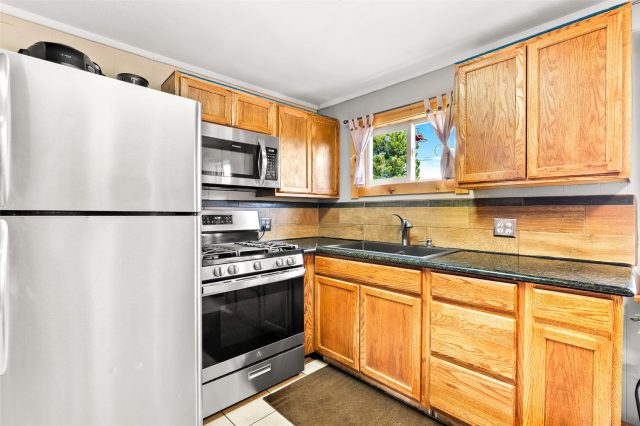 7 Bob White Way photo 12