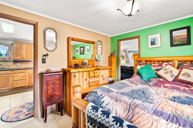 7 Bob White Way photo 14
