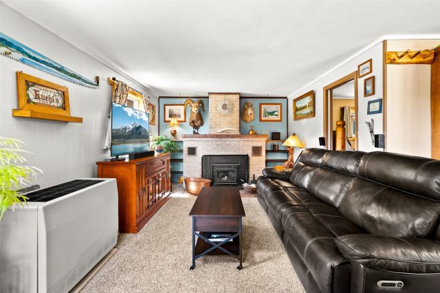 7 Bob White Way photo 21