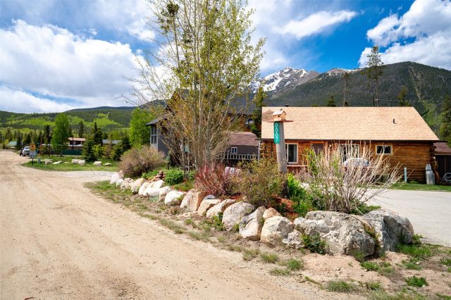 7 Bob White Way photo 26
