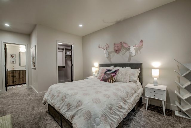 212 Frisco Street photo 35