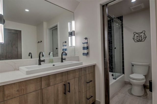 212 Frisco Street photo 39