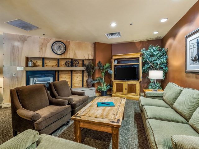 140 Ida Belle Drive 8170 photo 25