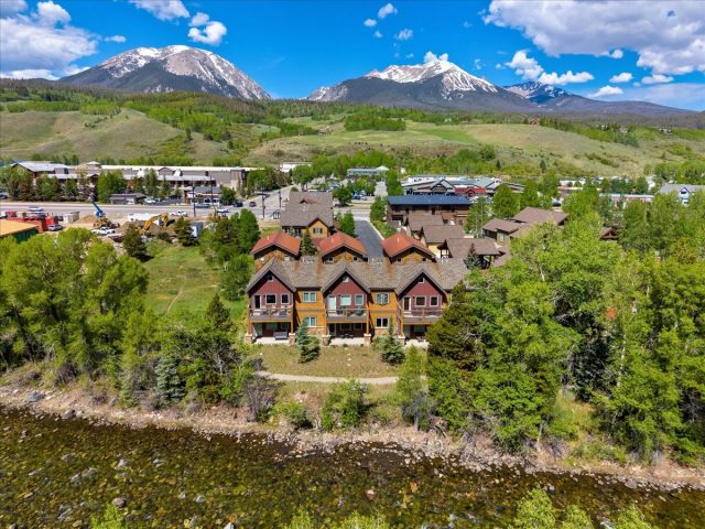 Condo in Rainbow Run, Silverthorne — photo 1 Condo in Rainbow Run, Silverthorne, CO — photo 1 (MLS S1069448)