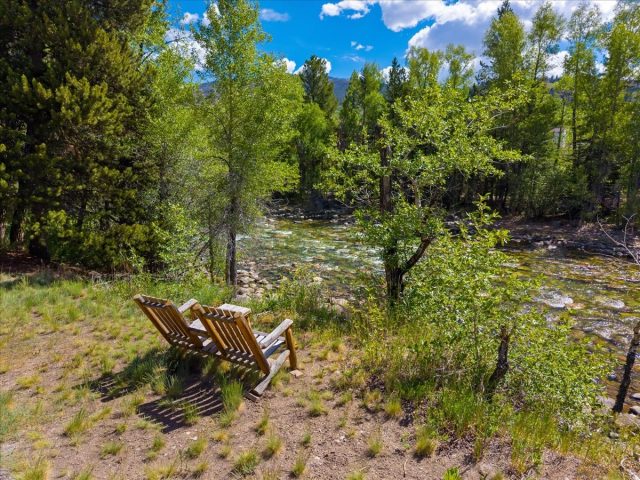 830 Blue River Parkway 102 photo 21