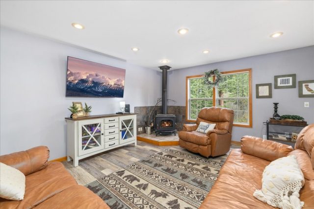 Home in Alpine Breckenridge Sub, Breckenridge, CO — photo 6 (MLS S1069455)