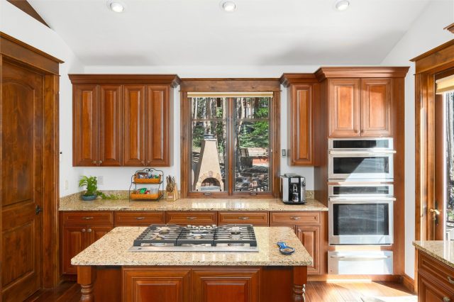 230 Timberlane Circle photo 21