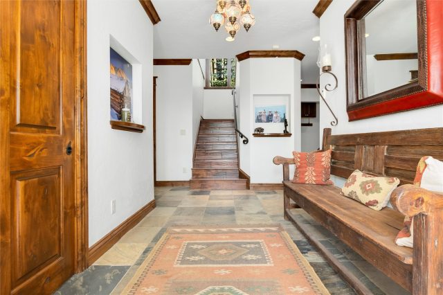 230 Timberlane Circle photo 8