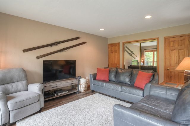 805 Columbine Road 102 photo 8