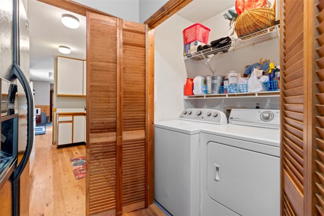 316 S 5th Avenue photo 31