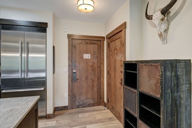 610 Columbine Road 6207 photo 27