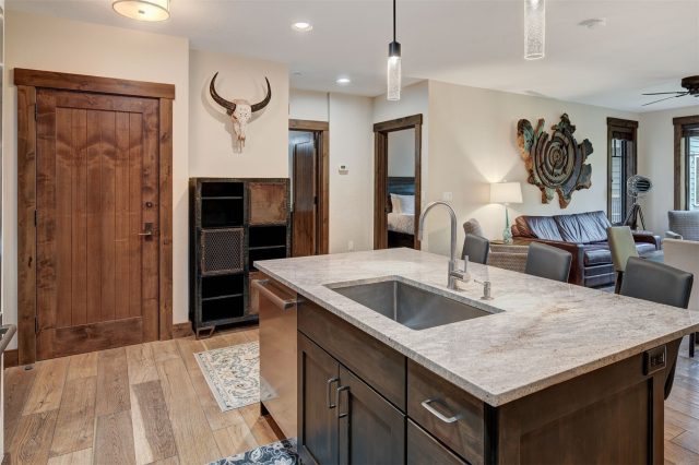 610 Columbine Road 6207 photo 7