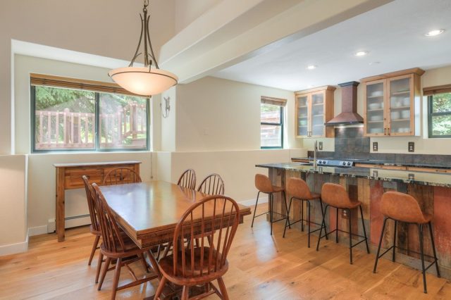 114 Park Forest Drive photo 8