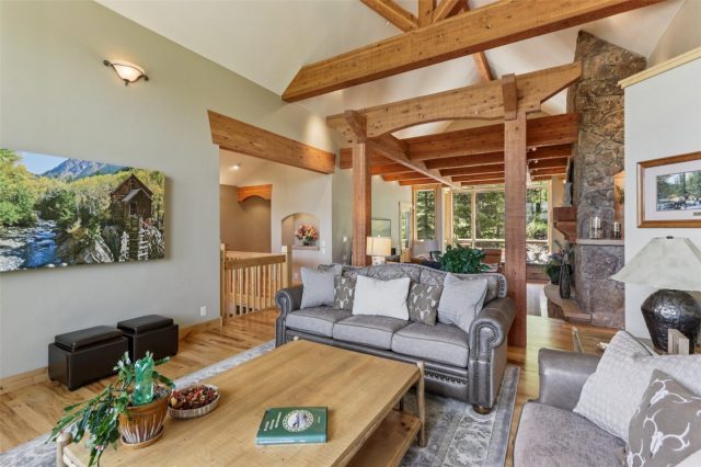 Home in Eagles Nest Golf Course Sub, Silverthorne, CO — photo 4 (MLS S1069508)