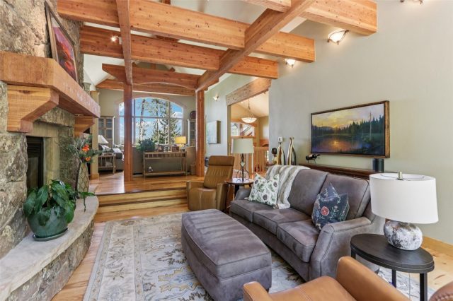 Home in Eagles Nest Golf Course Sub, Silverthorne, CO — photo 5 (MLS S1069508)