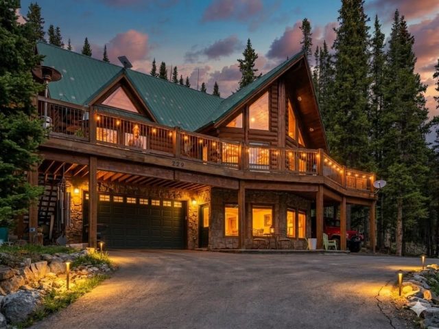 Home in Quandary Village Sub Aka Northstar Village, Breckenridge, CO — photo 1 (MLS S1069509)
