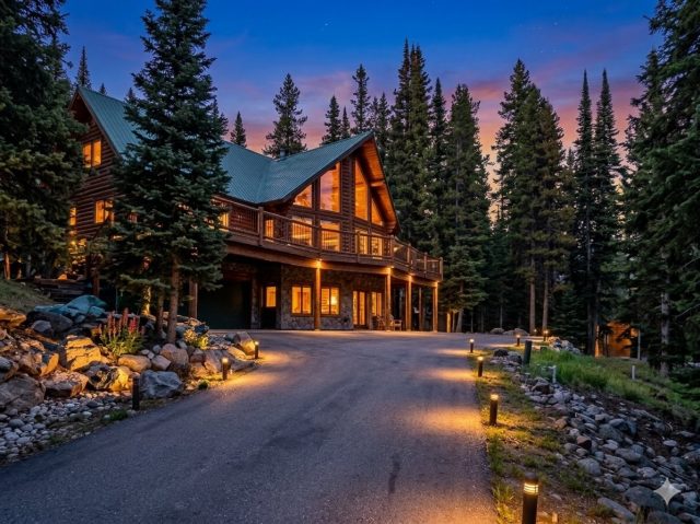 Home in Quandary Village Sub Aka Northstar Village, Breckenridge, CO — photo 2 (MLS S1069509)