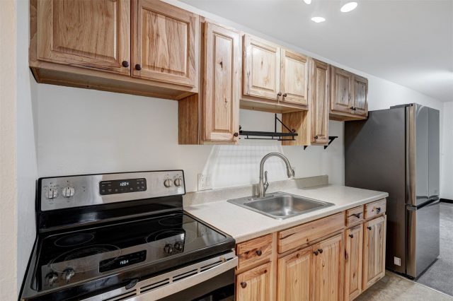 214 S Harris Street 206 photo 12