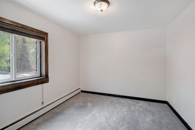 214 S Harris Street 206 photo 17