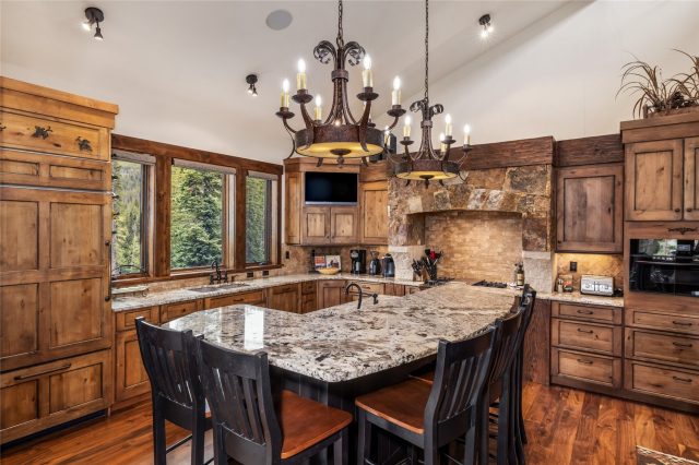 1357 Discovery Hill Drive photo 12