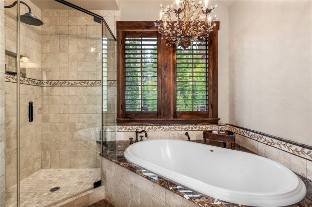 1357 Discovery Hill Drive photo 25