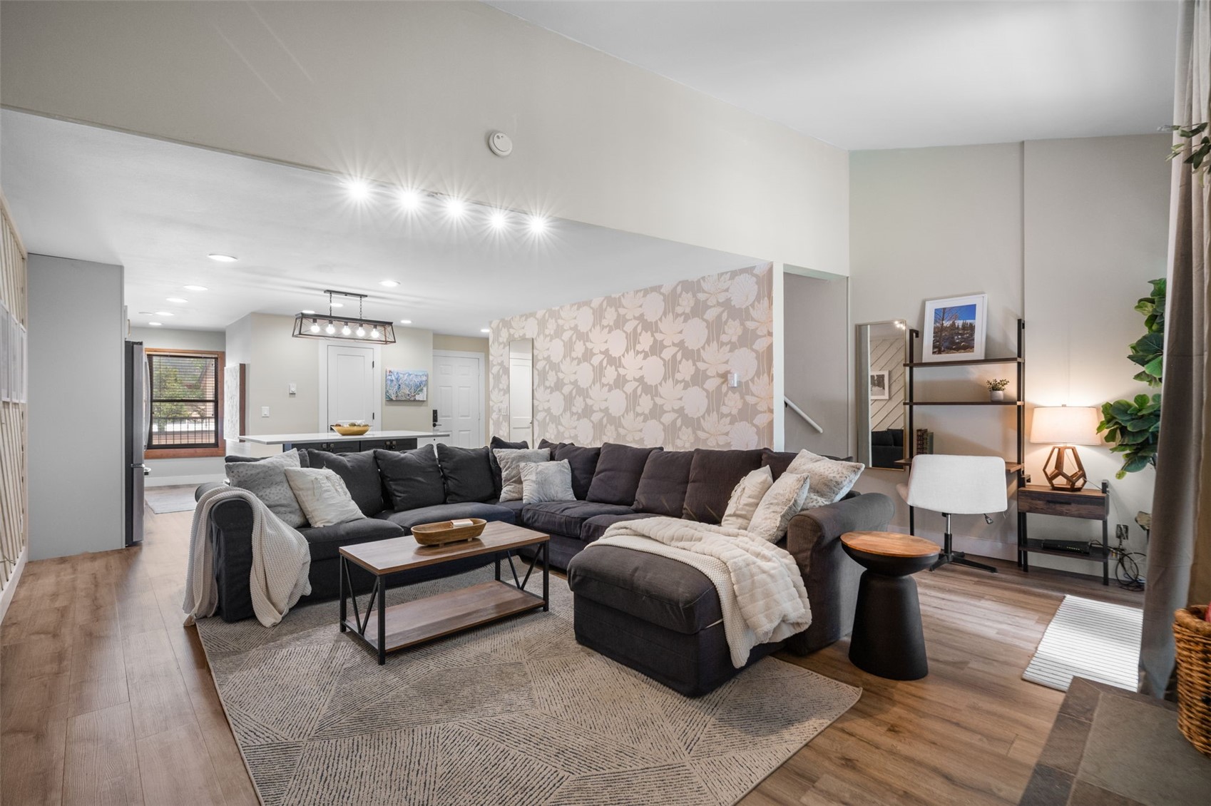 465 Four Oclock Road 223, Breckenridge, CO — main photo