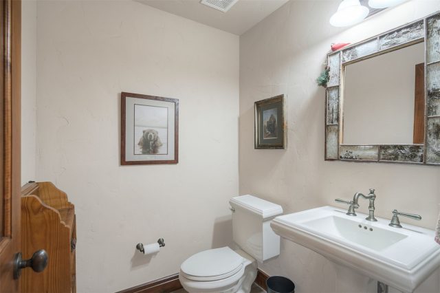 238 Highlands Drive photo 19