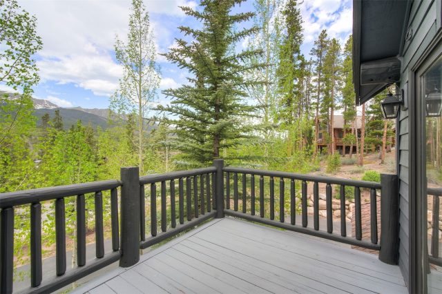 238 Highlands Drive photo 23