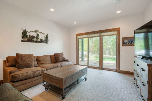 238 Highlands Drive photo 34