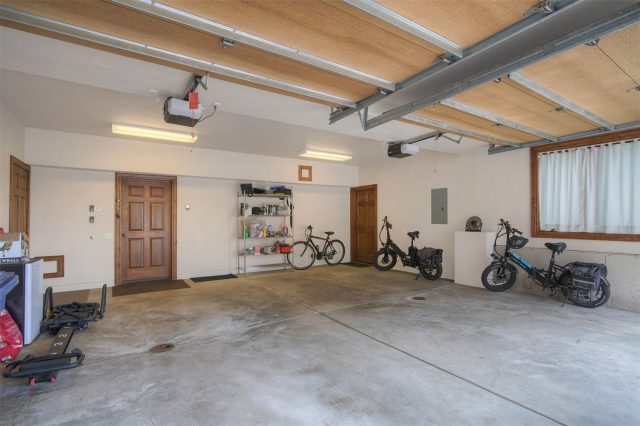 238 Highlands Drive photo 37
