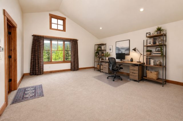 34 Snow Peak Court photo 50