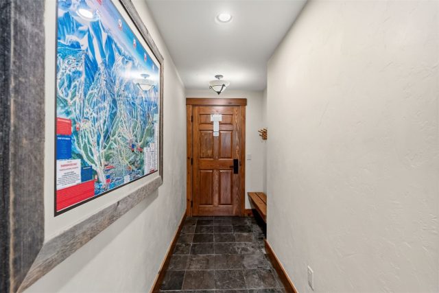 35 Mountain Thunder Drive 5211 photo 16