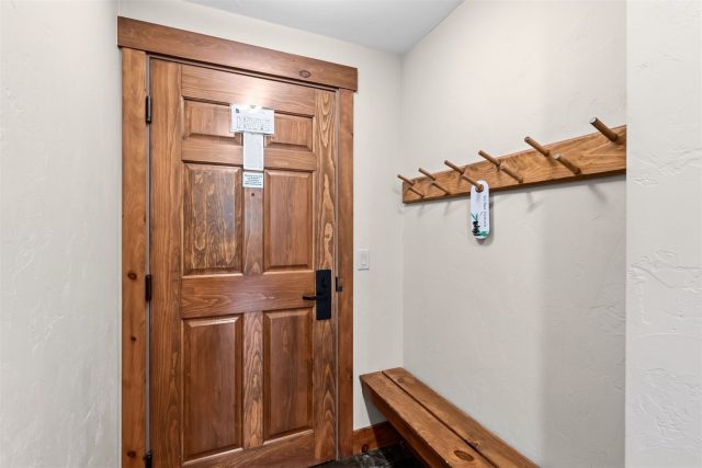 35 Mountain Thunder Drive 5211 photo 17