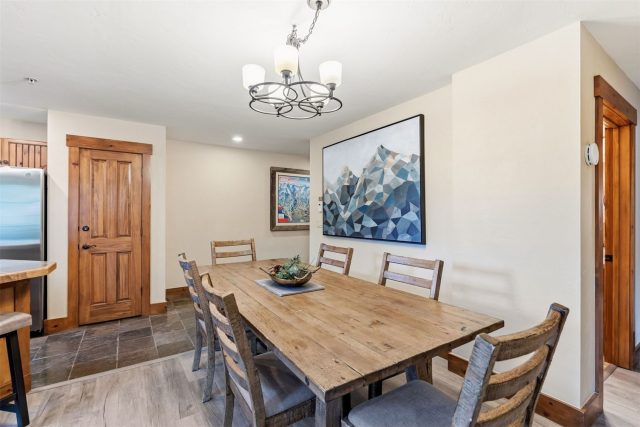 35 Mountain Thunder Drive 5211 photo 8