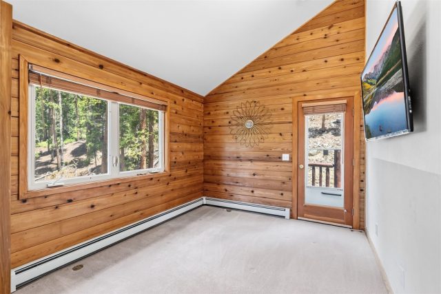 1043 Range Road photo 27
