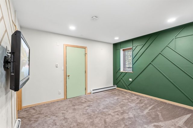 1043 Range Road photo 29