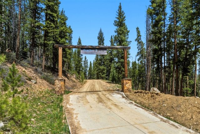 653 Summit Gulch Road photo 18