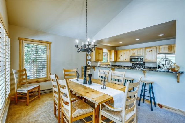 99 Primrose Lane photo 13