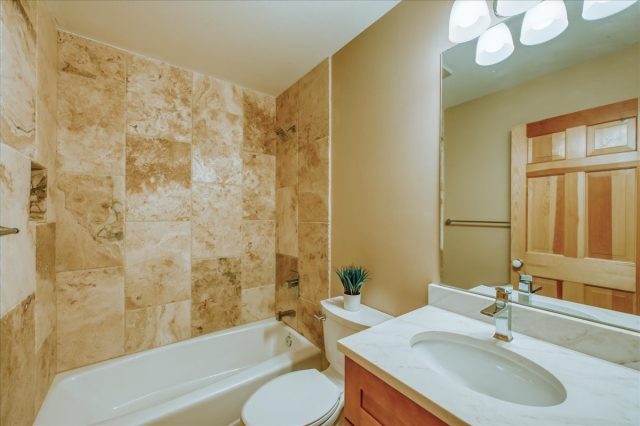 99 Primrose Lane photo 31