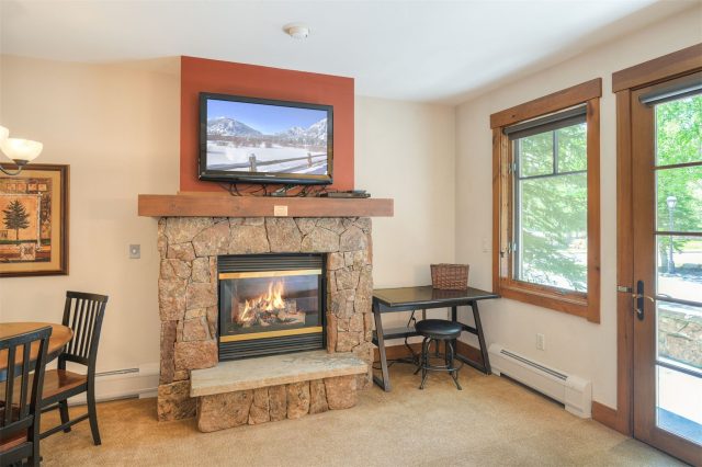 50 Mountain Thunder Drive 1102 photo 7