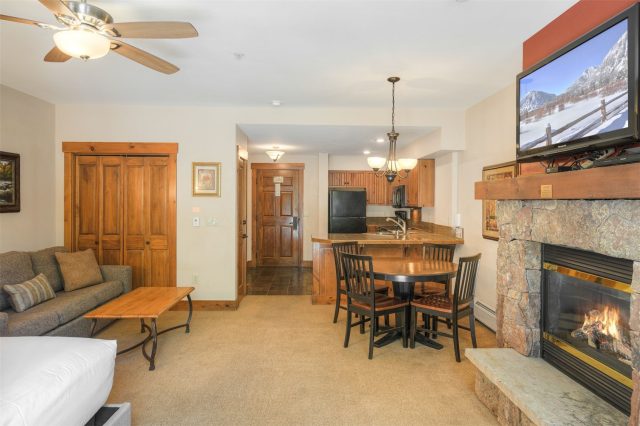 50 Mountain Thunder Drive 1102 photo 9