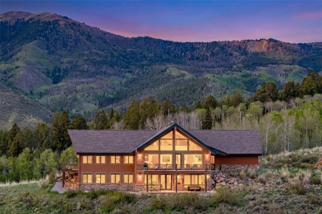 Home in Acorn Creek Ranch Estates Sub, Silverthorne — photo 2 Home in Acorn Creek Ranch Estates Sub, Silverthorne, CO — photo 2 (MLS S1069559)